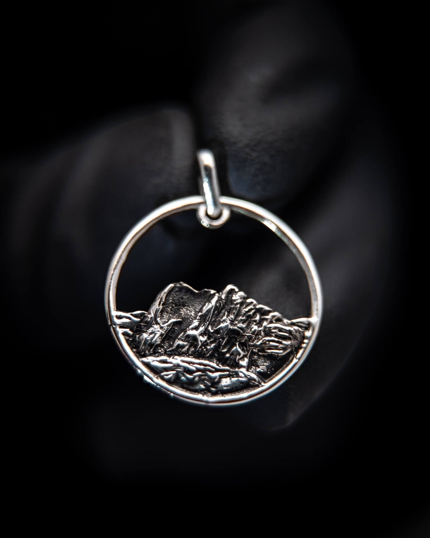 Pico Paraná Pendant
