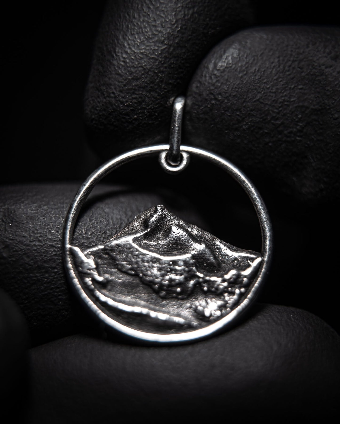 Huayna Potosí Pendant